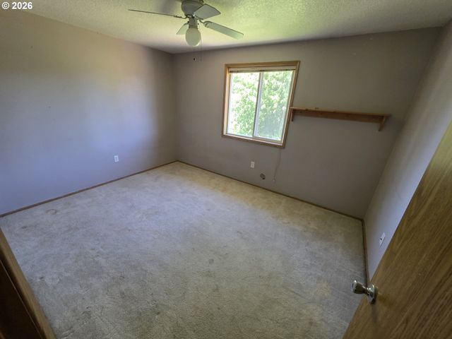 12812 Ne 101ST St, Vancouver, WA 98682