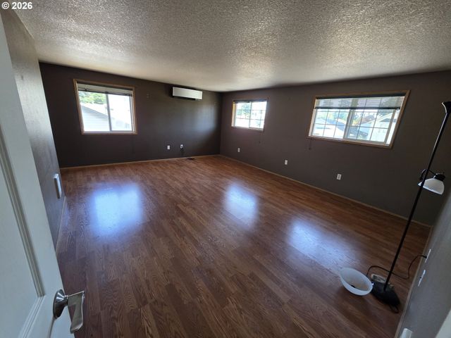 12812 Ne 101ST St, Vancouver, WA 98682