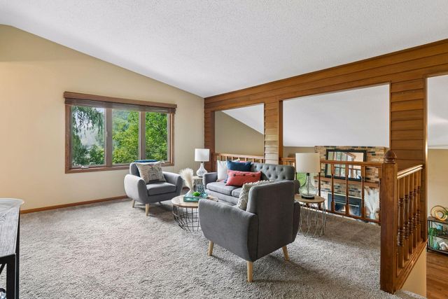 7240 Ticonderoga Trail, Eden Prairie, MN 55346