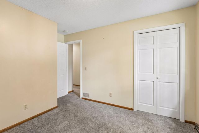 7240 Ticonderoga Trail, Eden Prairie, MN 55346