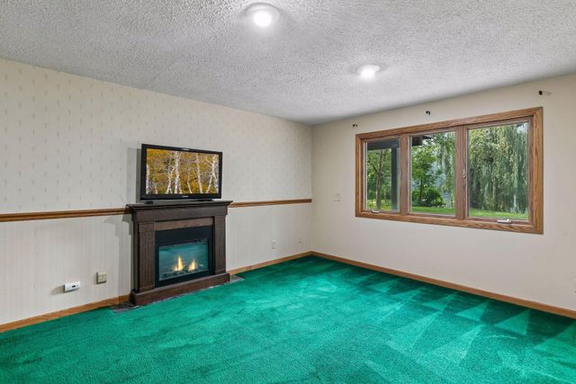 7240 Ticonderoga Trail, Eden Prairie, MN 55346