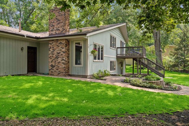 7240 Ticonderoga Trail, Eden Prairie, MN 55346