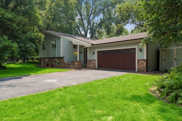 7240 Ticonderoga Trail, Eden Prairie, MN 55346