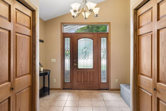 7240 Ticonderoga Trail, Eden Prairie, MN 55346