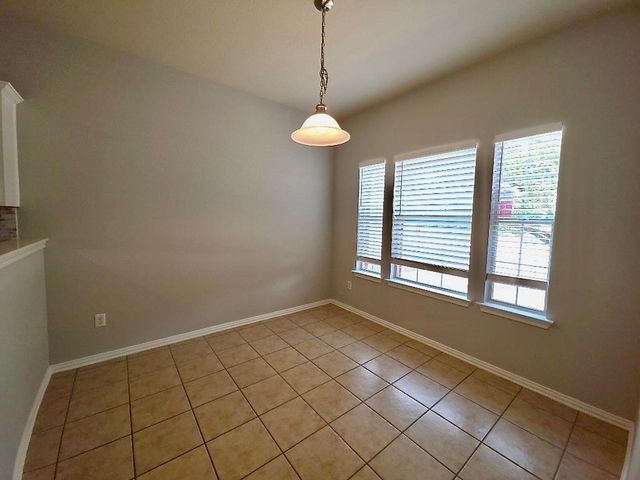 211 Almquist ST, Hutto, TX 78634
