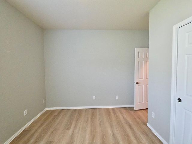 211 Almquist ST, Hutto, TX 78634