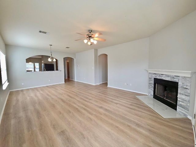 211 Almquist ST, Hutto, TX 78634