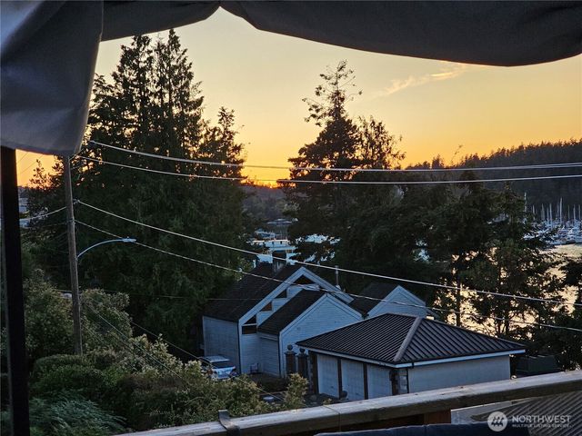 460 Harrison Street, Friday Harbor, WA 98250