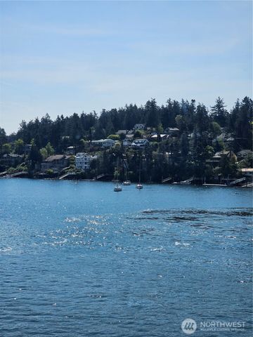 460 Harrison Street, Friday Harbor, WA 98250