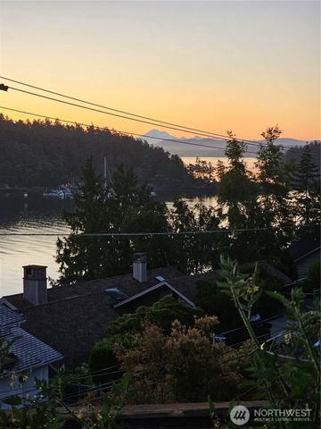 460 Harrison Street, Friday Harbor, WA 98250