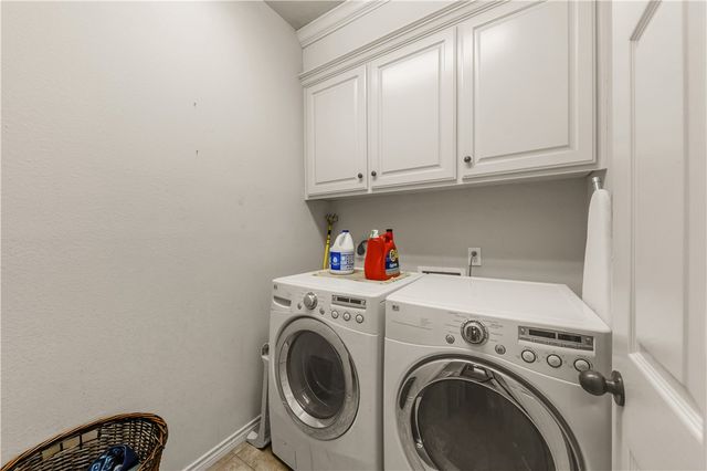 4410 Pickering, College Station, TX 77845