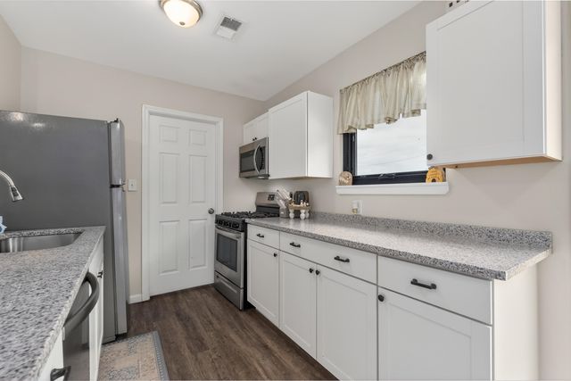 7113 Manderlay Drive, Florence, KY 41042