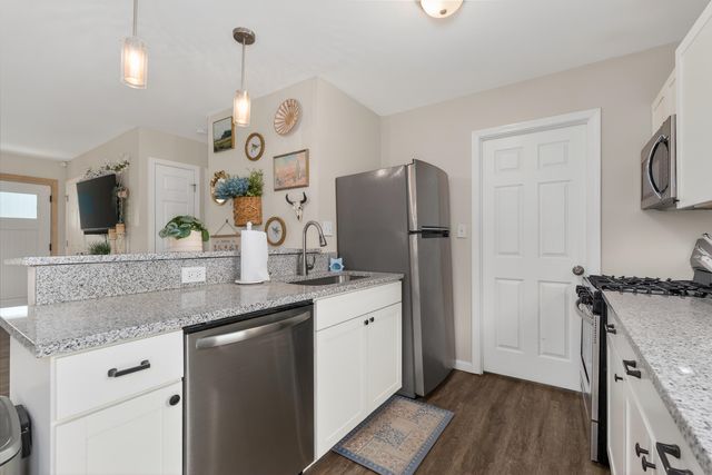 7113 Manderlay Drive, Florence, KY 41042