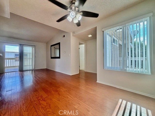 679 W 18th Street B, Costa Mesa, CA 92627