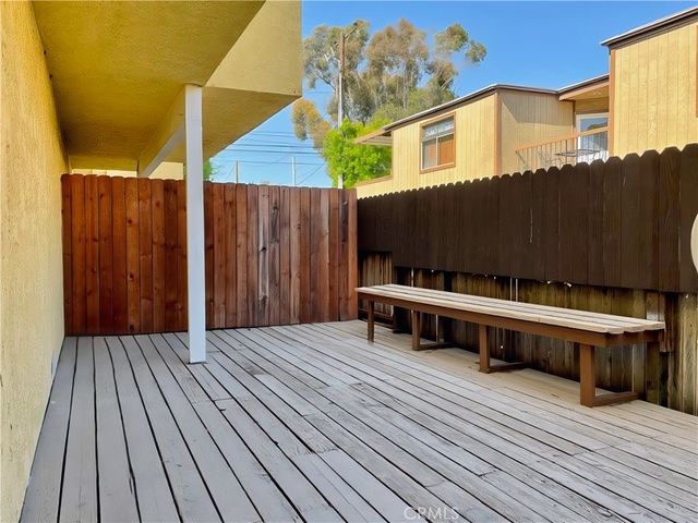 679 W 18th Street B, Costa Mesa, CA 92627