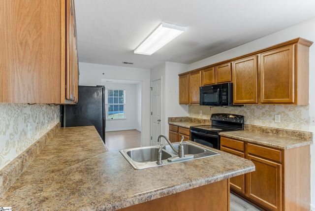 301 Carnahan Drive, Spartanburg, SC 29306