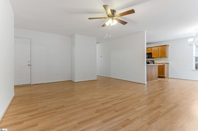 301 Carnahan Drive, Spartanburg, SC 29306