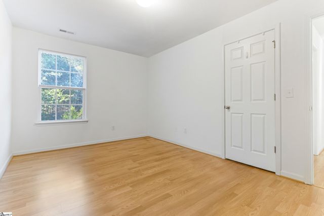 301 Carnahan Drive, Spartanburg, SC 29306