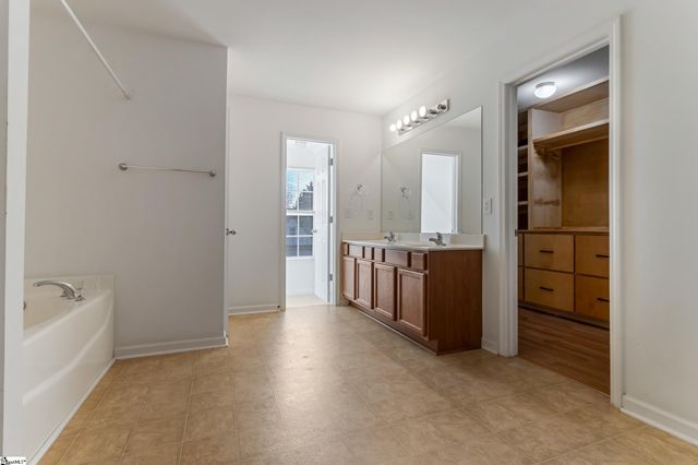 301 Carnahan Drive, Spartanburg, SC 29306