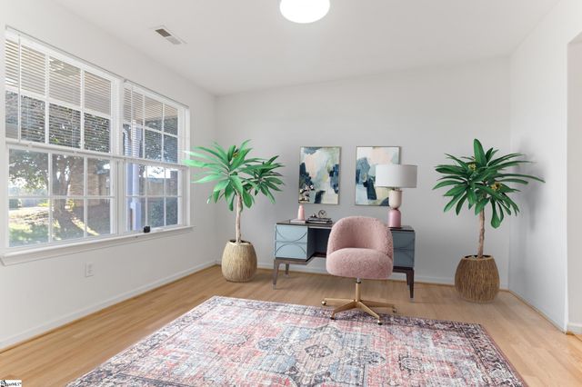 301 Carnahan Drive, Spartanburg, SC 29306