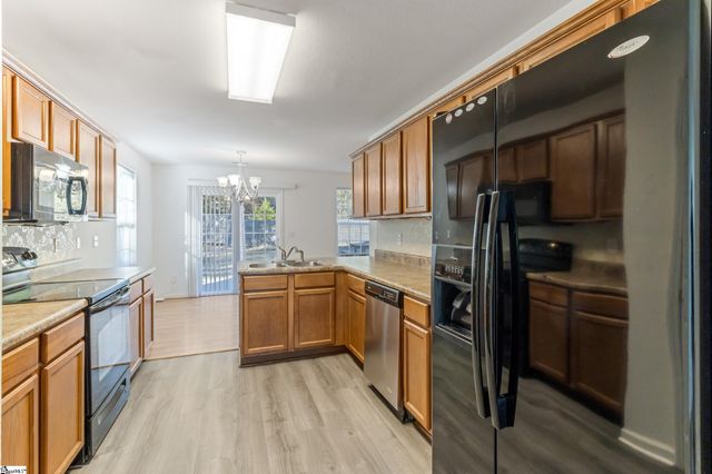 301 Carnahan Drive, Spartanburg, SC 29306