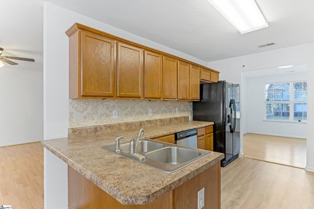 301 Carnahan Drive, Spartanburg, SC 29306