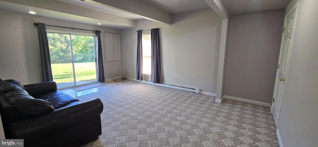 2055 FREEMAN DR, Amissville, VA 20106