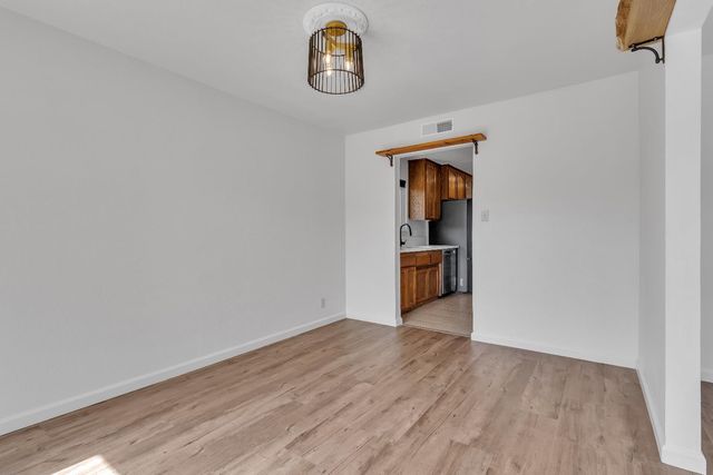 9104 Feather River Way, Sacramento, CA 95826