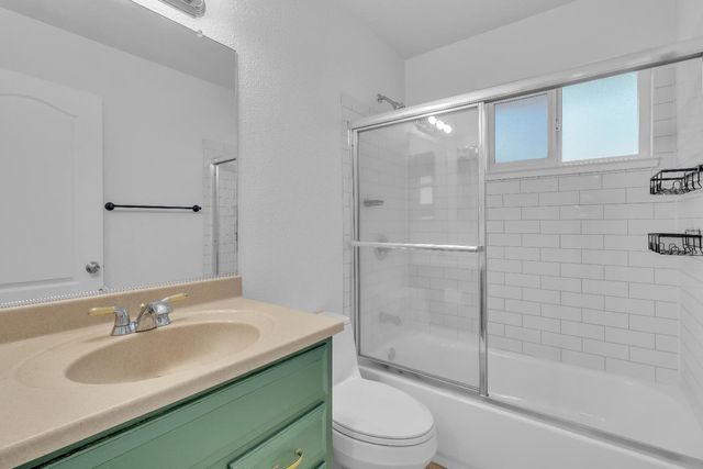 9104 Feather River Way, Sacramento, CA 95826