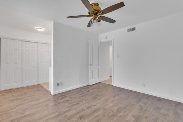 9104 Feather River Way, Sacramento, CA 95826