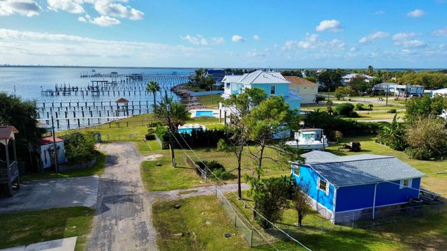 1116 6th Street, San Leon, TX 77539