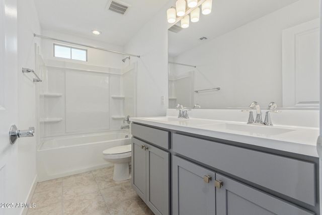 8931 W Colter Street, Glendale, AZ 85305