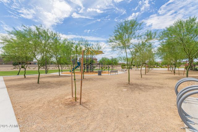 8931 W Colter Street, Glendale, AZ 85305