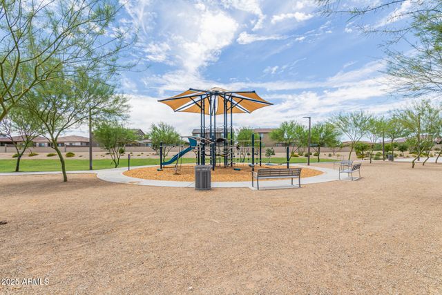 8931 W Colter Street, Glendale, AZ 85305