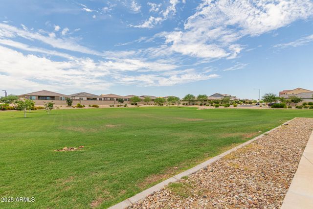 8931 W Colter Street, Glendale, AZ 85305