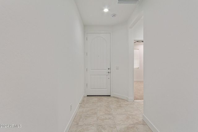 8931 W Colter Street, Glendale, AZ 85305