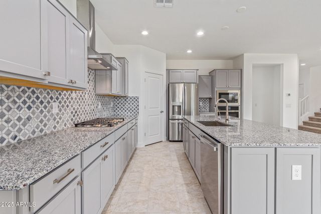 8931 W Colter Street, Glendale, AZ 85305