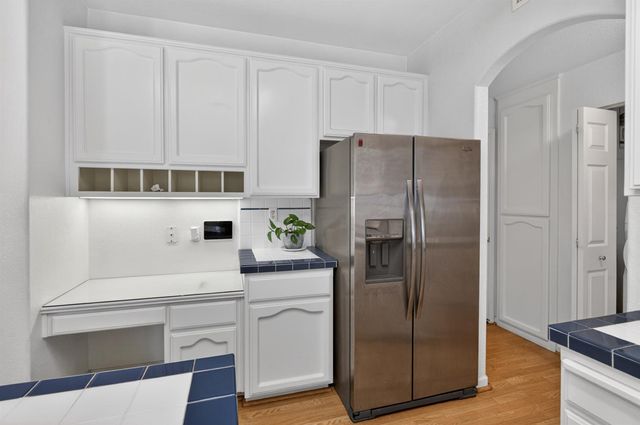 8822 Breaker Point Ct, Elk Grove, CA 95758