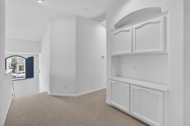 8822 Breaker Point Ct, Elk Grove, CA 95758