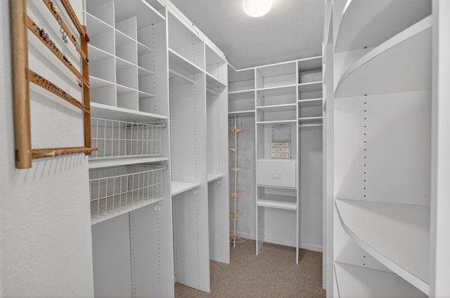 8822 Breaker Point Ct, Elk Grove, CA 95758