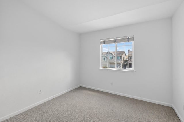 8822 Breaker Point Ct, Elk Grove, CA 95758