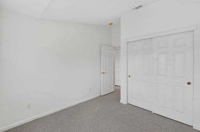 8822 Breaker Point Ct, Elk Grove, CA 95758