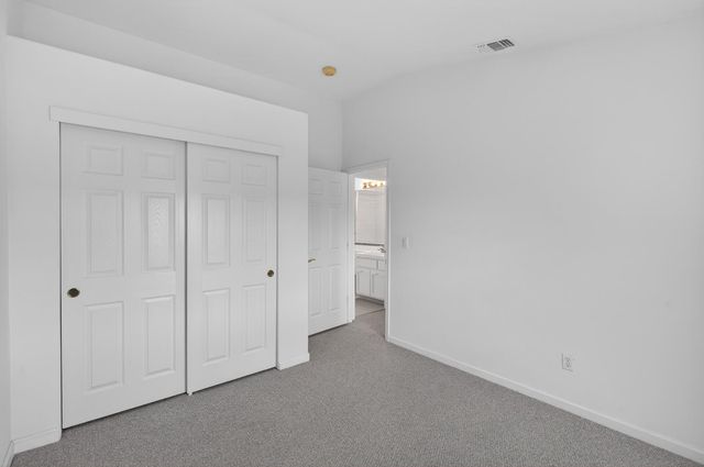 8822 Breaker Point Ct, Elk Grove, CA 95758