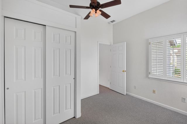 8822 Breaker Point Ct, Elk Grove, CA 95758