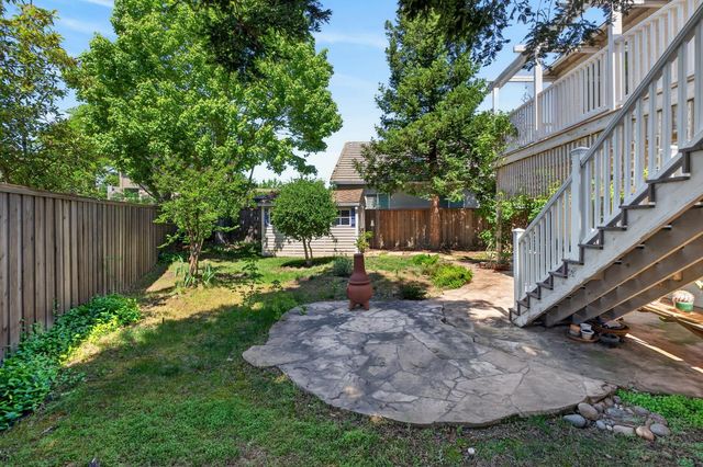 8822 Breaker Point Ct, Elk Grove, CA 95758