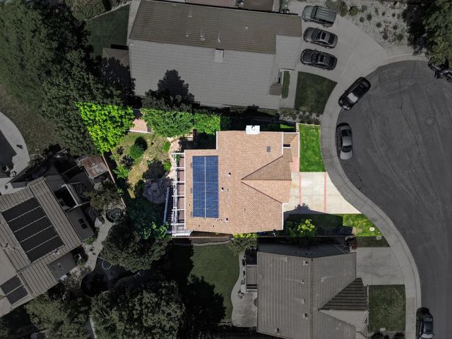 8822 Breaker Point Ct, Elk Grove, CA 95758