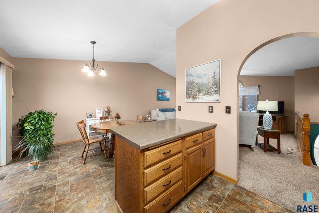 116 W Birchwood Dr Drive, Brandon, SD 57005