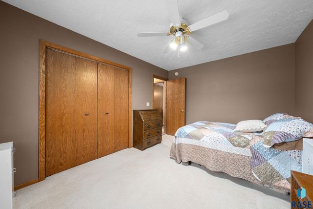 116 W Birchwood Dr Drive, Brandon, SD 57005