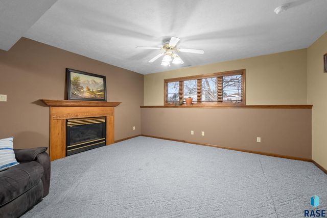 116 W Birchwood Dr Drive, Brandon, SD 57005