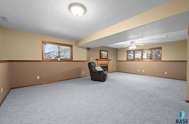 116 W Birchwood Dr Drive, Brandon, SD 57005